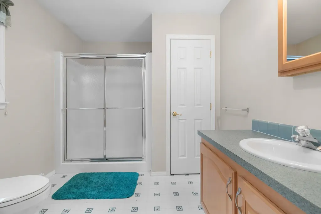 53 Heritage Way Manchester NH 03104