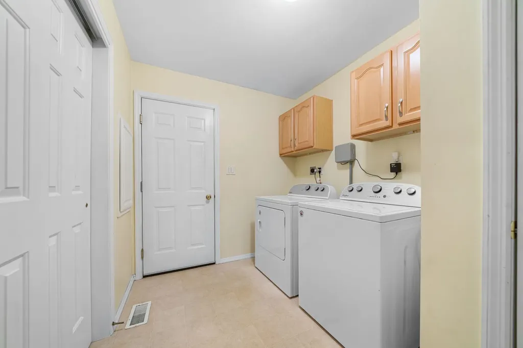 53 Heritage Way Manchester NH 03104