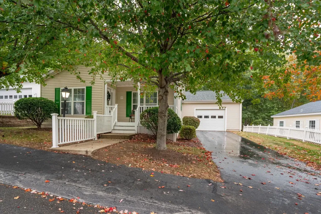 53 Heritage Way Manchester NH 03104