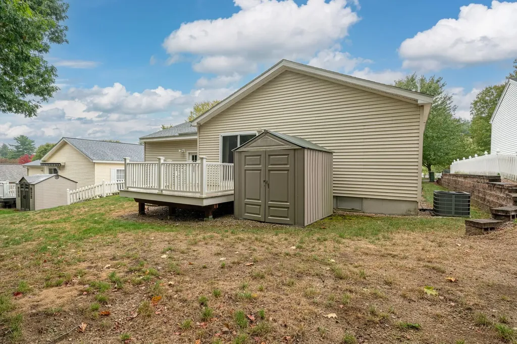 53 Heritage Way Manchester NH 03104