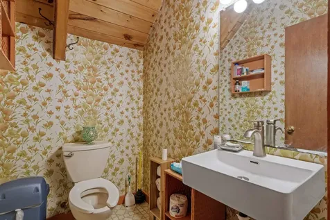 309 Waukeena Lake Road Danbury NH 03230