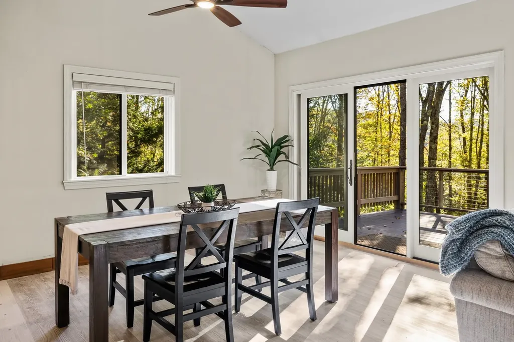 525 Morgan Road Hartford VT 05059