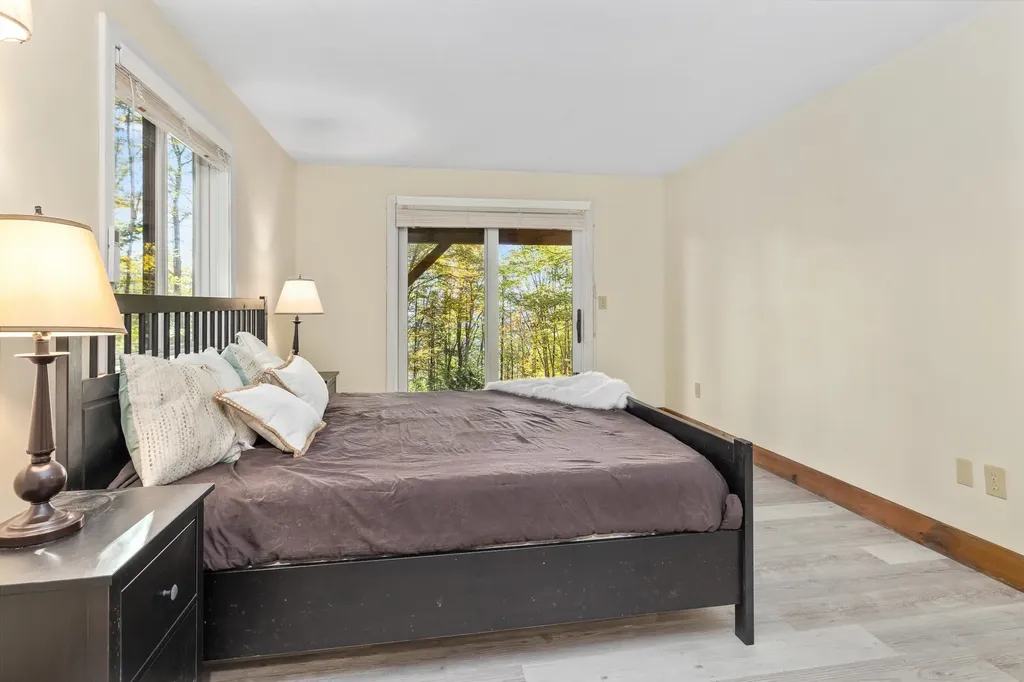 525 Morgan Road Hartford VT 05059