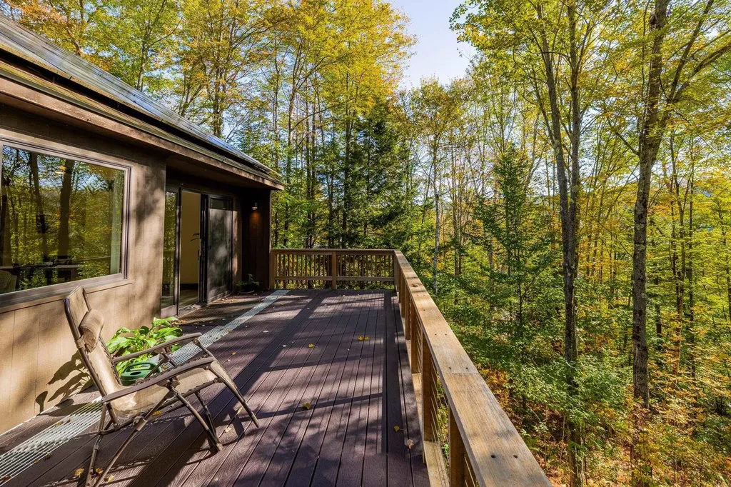 525 Morgan Road Hartford VT 05059