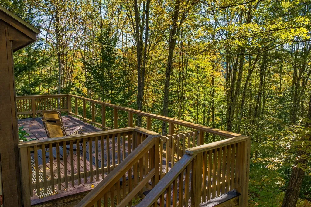 525 Morgan Road Hartford VT 05059