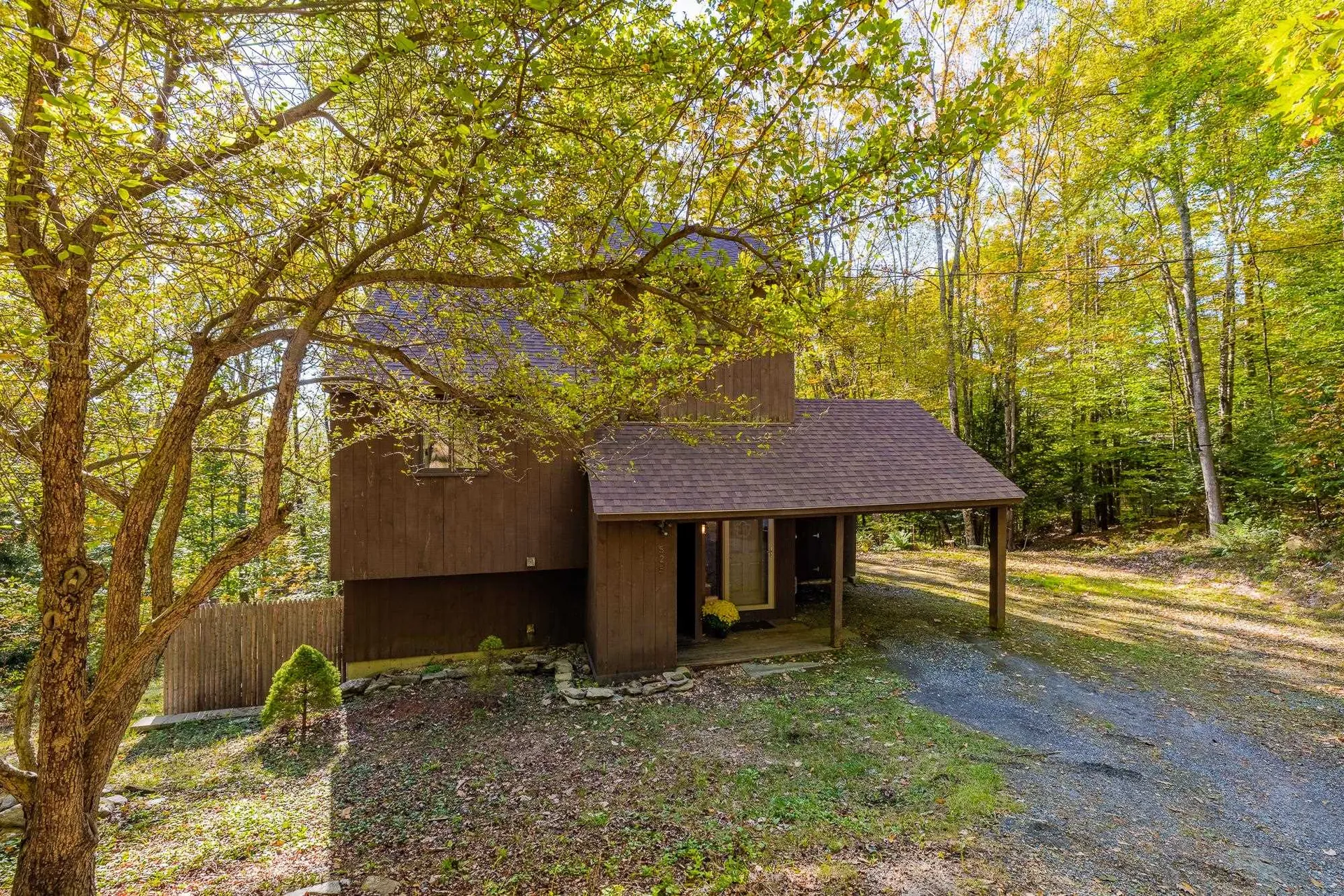 525 Morgan Road Hartford VT 05059