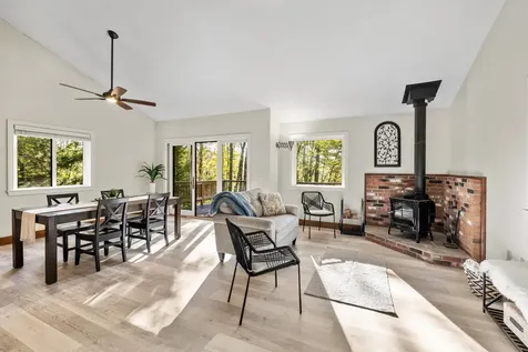 525 Morgan Road Hartford VT 05059