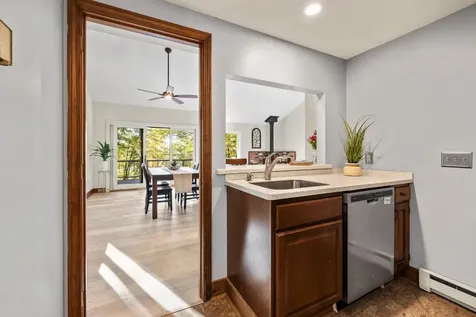 525 Morgan Road Hartford VT 05059