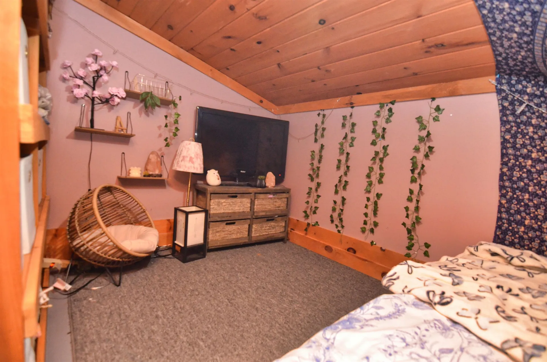 19 Ives Road Andover NH 03216