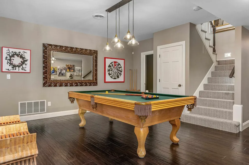 4 Sloans Brook Drive Exeter NH 03833