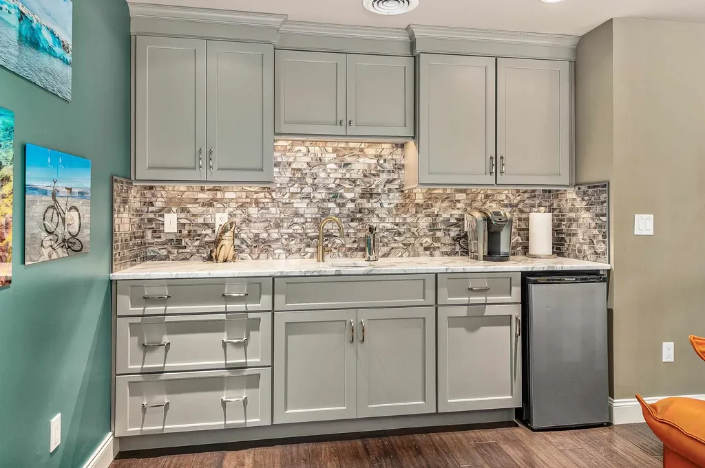 4 Sloans Brook Drive Exeter NH 03833