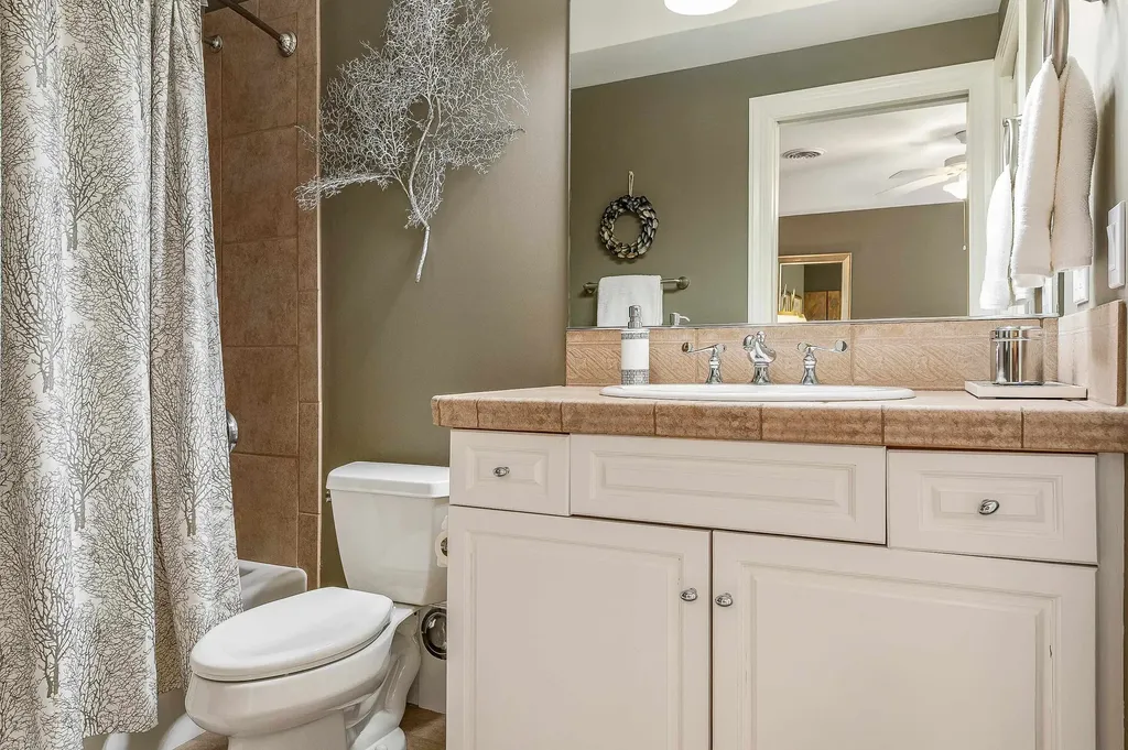 4 Sloans Brook Drive Exeter NH 03833