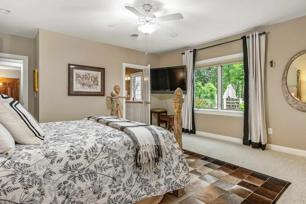 4 Sloans Brook Drive Exeter NH 03833