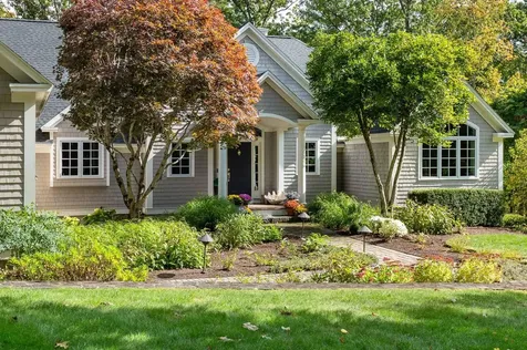 4 Sloans Brook Drive Exeter NH 03833