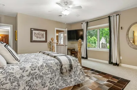 4 Sloans Brook Drive Exeter NH 03833