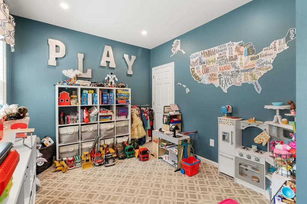 9 Cherry Lane Bedford NH 03110