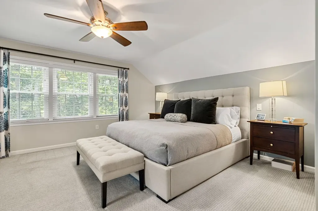 9 Cherry Lane Bedford NH 03110