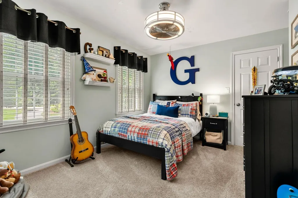 9 Cherry Lane Bedford NH 03110