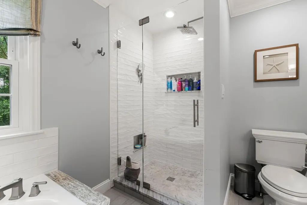 9 Cherry Lane Bedford NH 03110