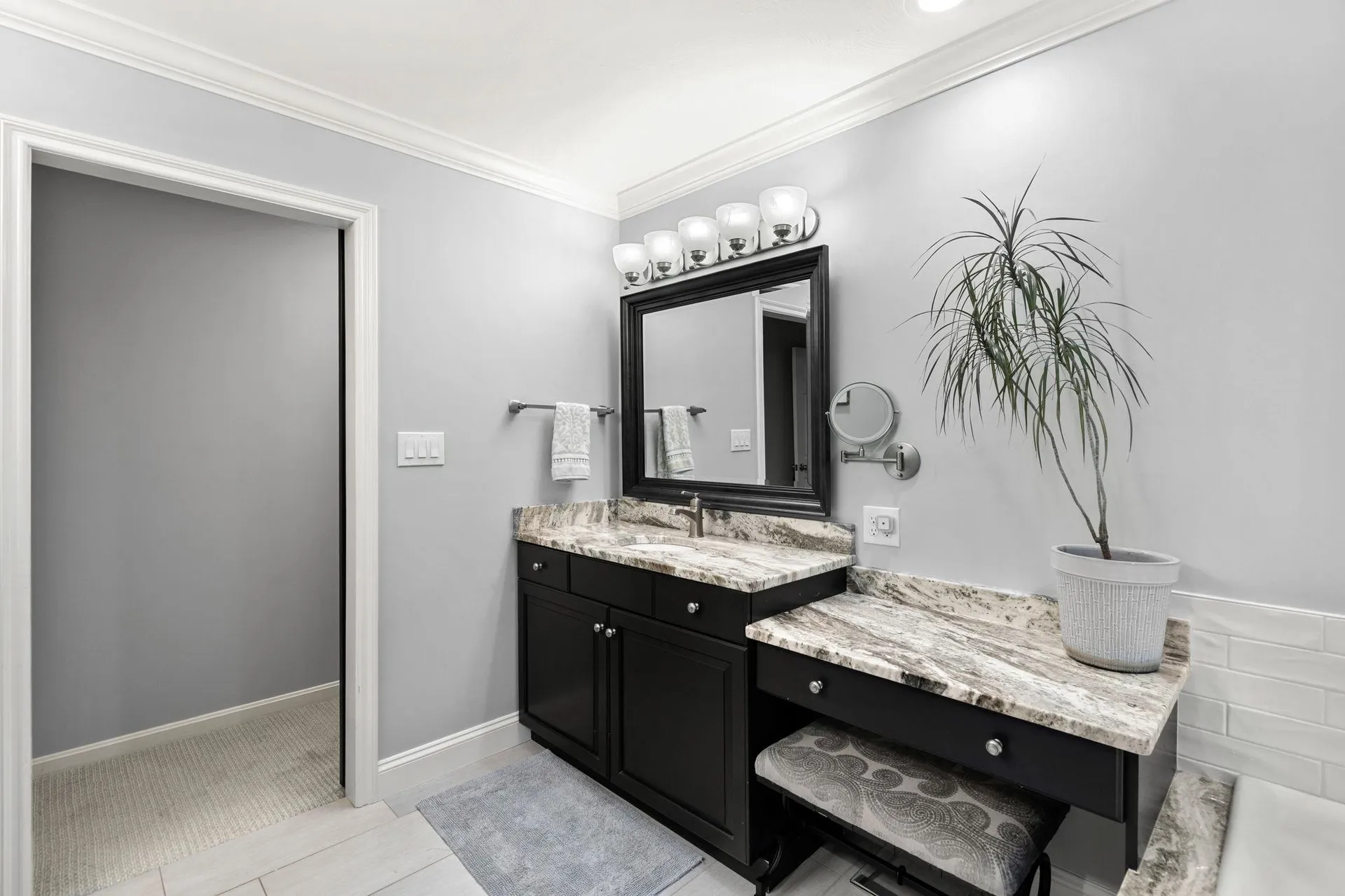 9 Cherry Lane Bedford NH 03110