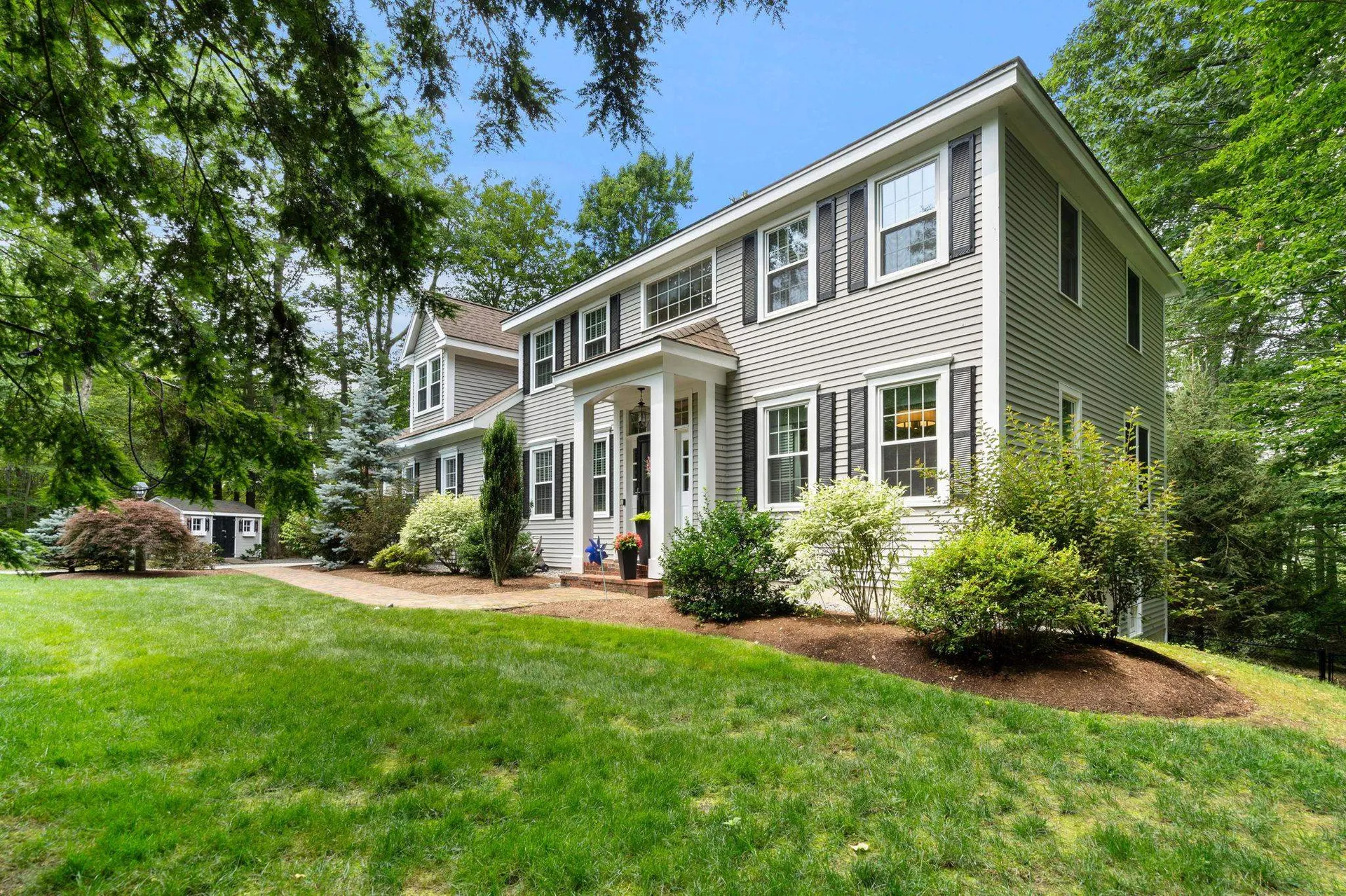 9 Cherry Lane Bedford NH 03110