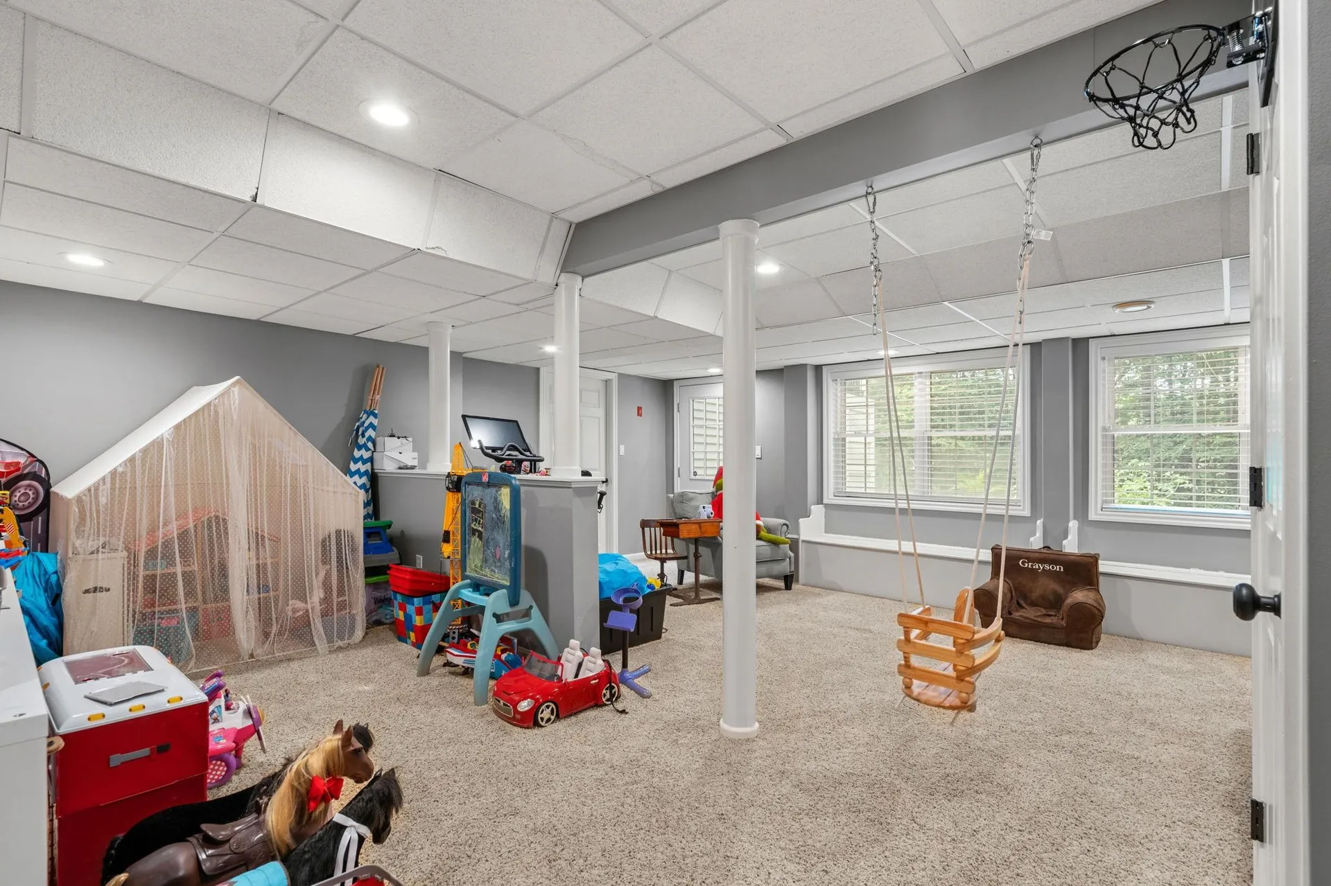 9 Cherry Lane Bedford NH 03110