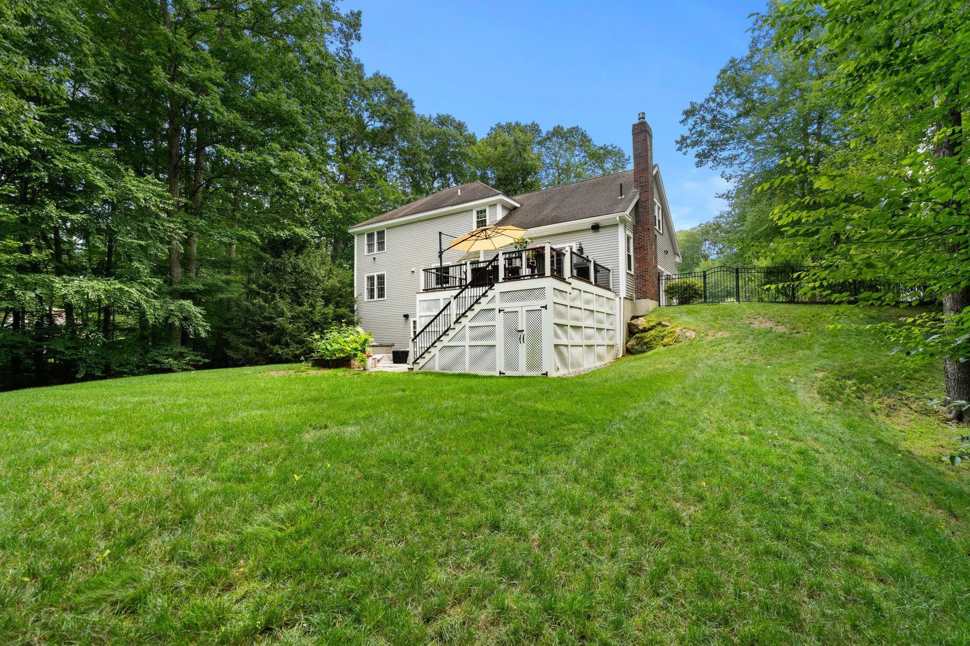 9 Cherry Lane Bedford NH 03110