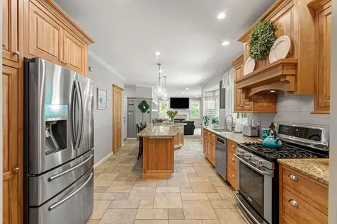 9 Cherry Lane Bedford NH 03110