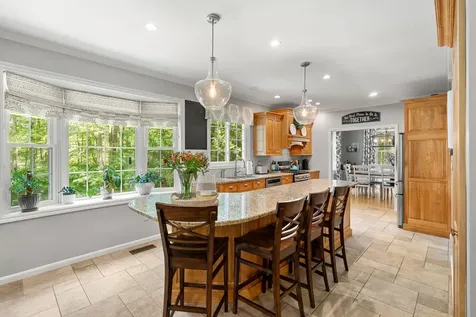 9 Cherry Lane Bedford NH 03110