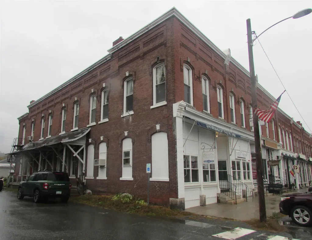 234 Chelsea Street Royalton VT 05068