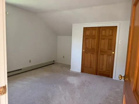 10 Lady Slipper Court Rochester NH 03837