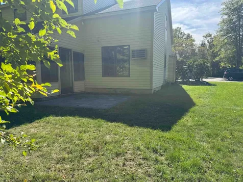 10 Lady Slipper Court Rochester NH 03837