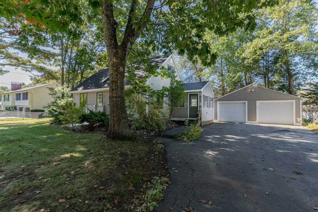 92 Old Rochester Road Dover NH 03820