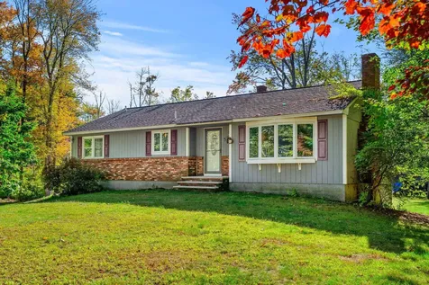 57 Hampstead Road Danville NH 03819