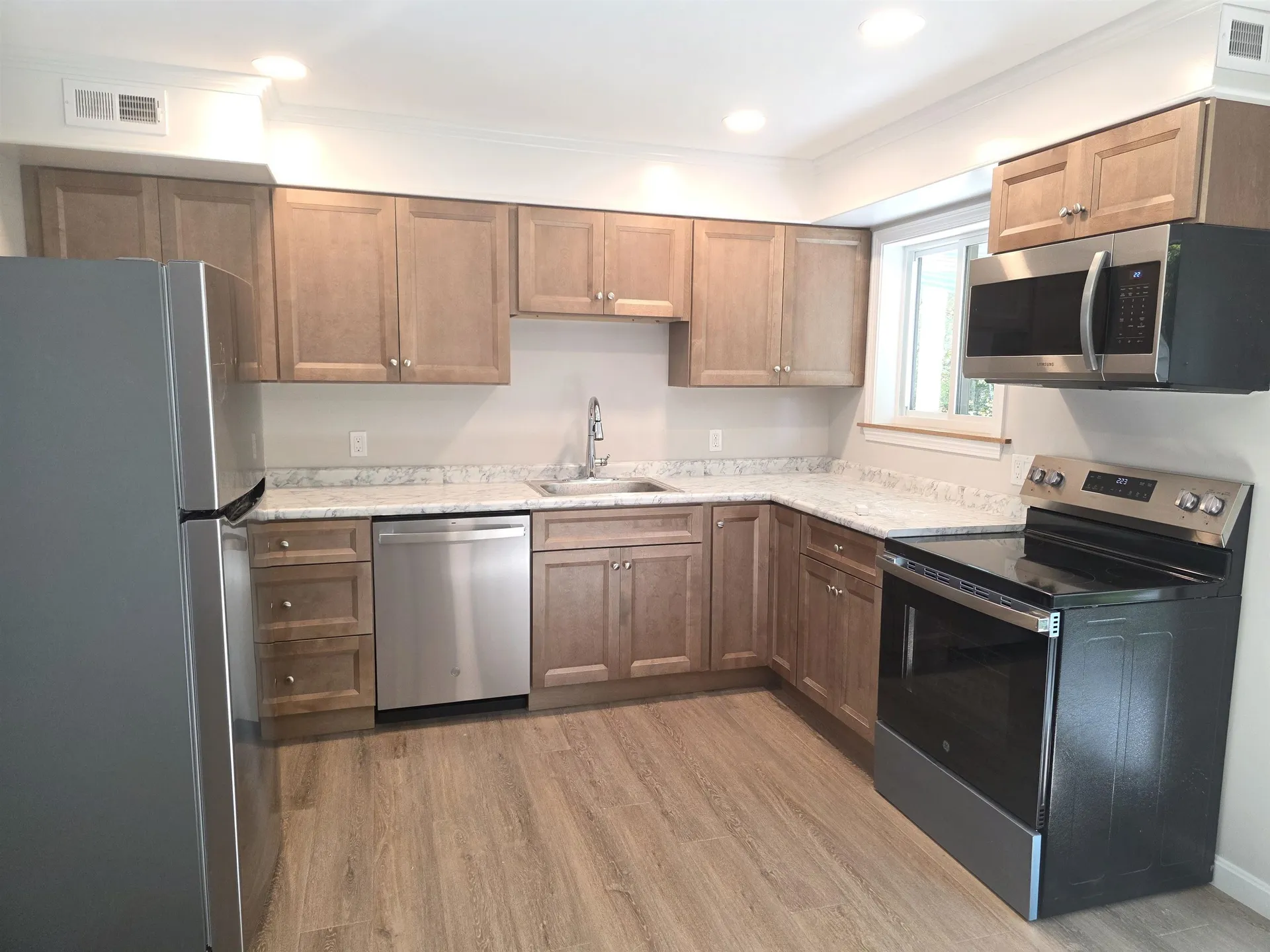 133 Colonial Drive Hartford VT 05001