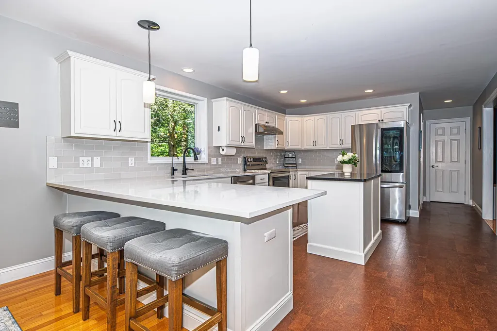 16 Mason Drive Stratham NH 03885