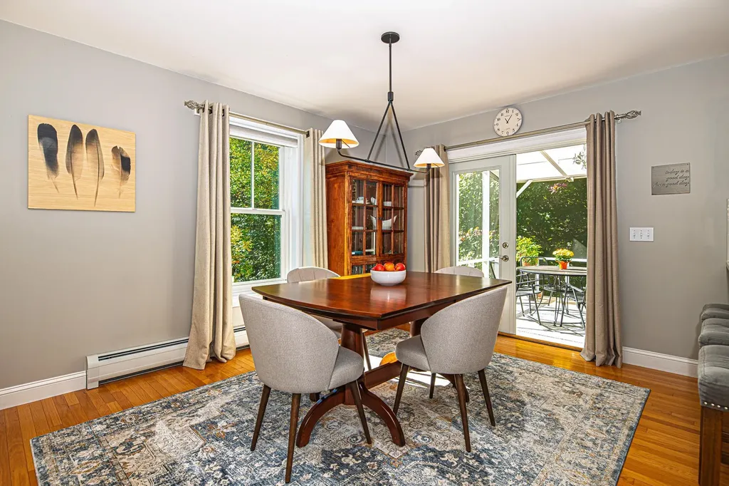 16 Mason Drive Stratham NH 03885