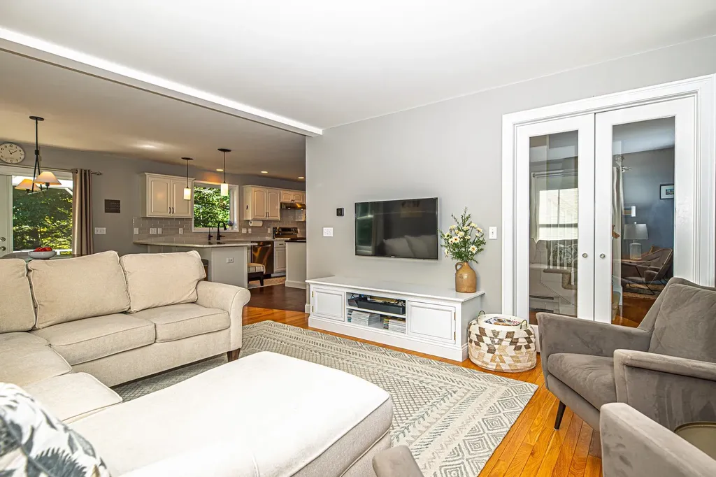 16 Mason Drive Stratham NH 03885