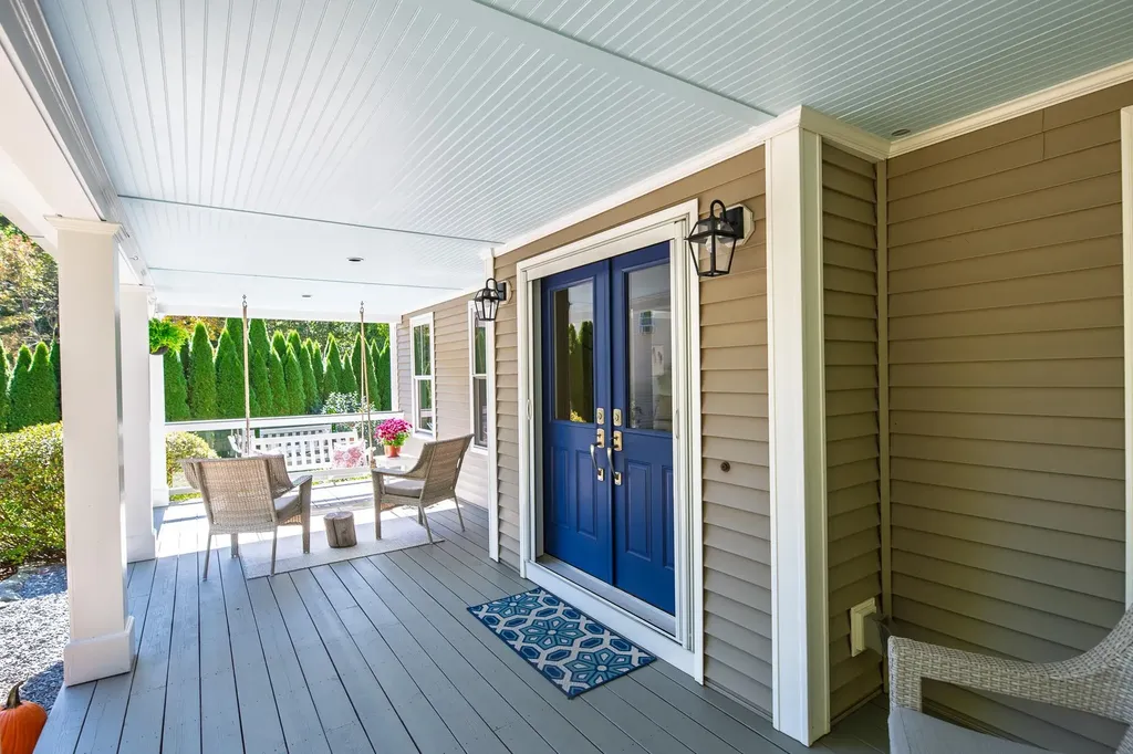 16 Mason Drive Stratham NH 03885