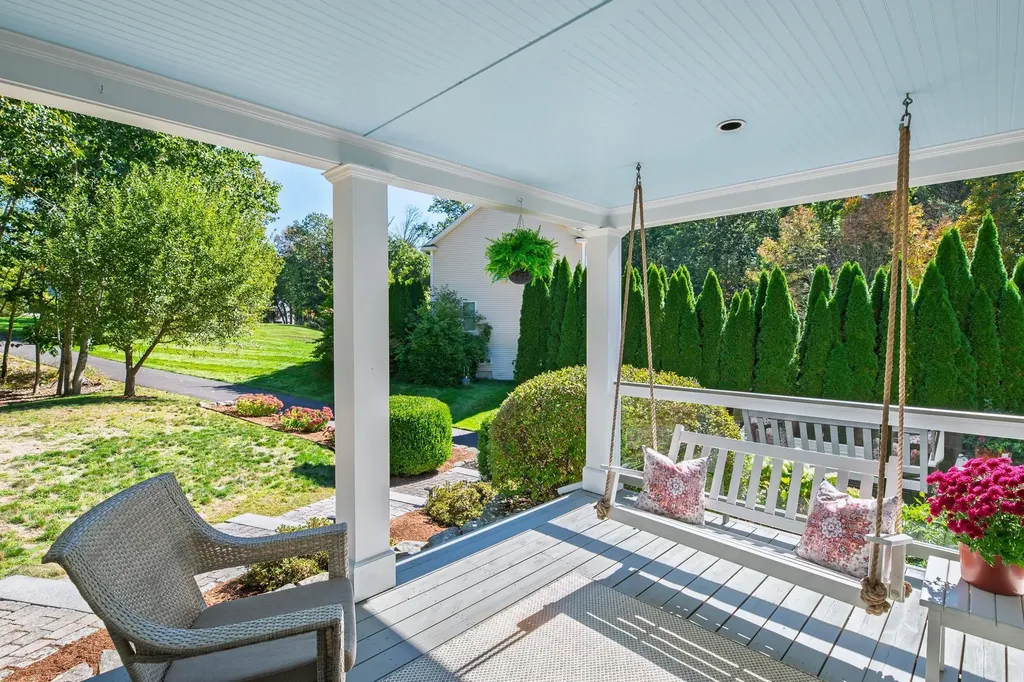 16 Mason Drive Stratham NH 03885