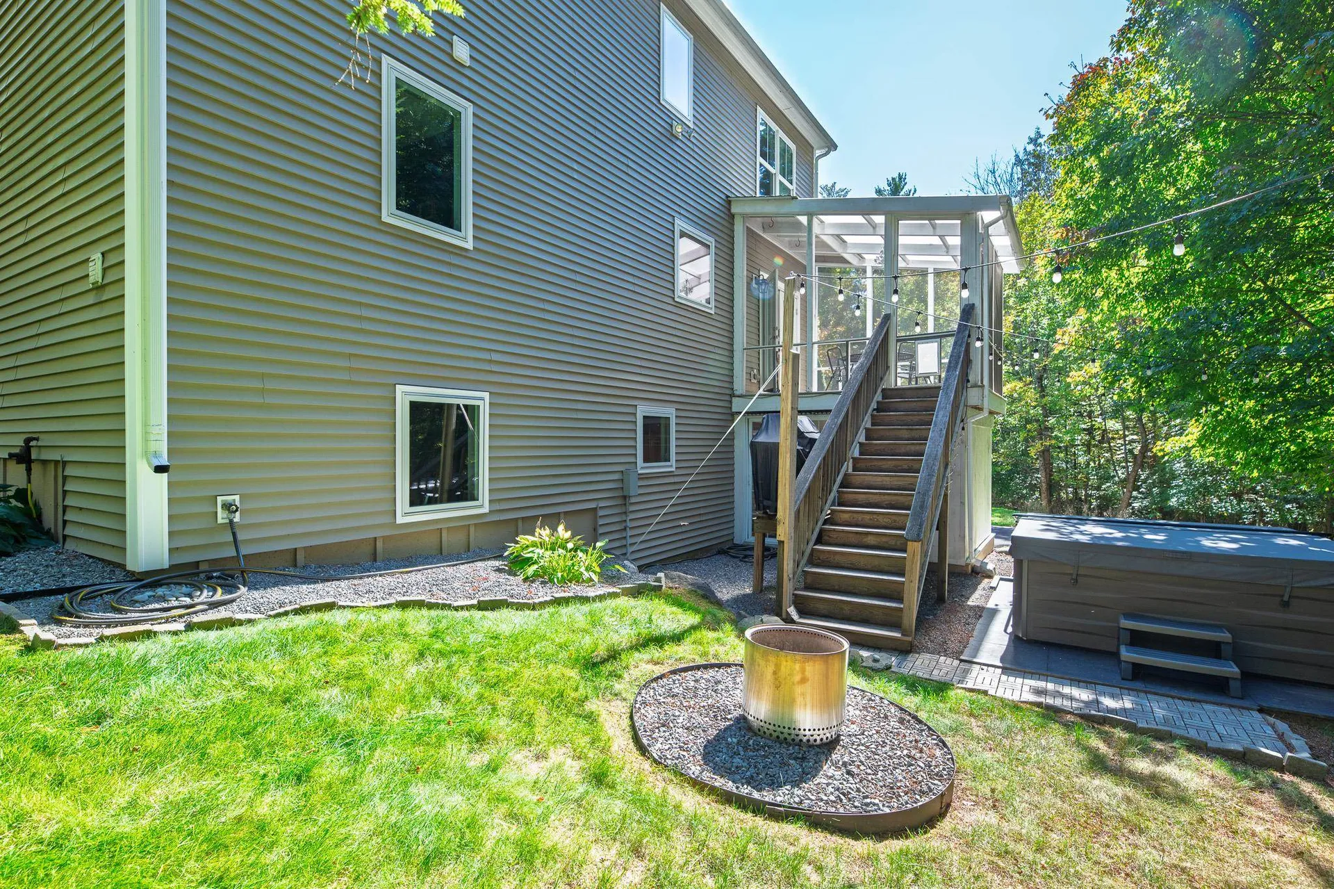 16 Mason Drive Stratham NH 03885