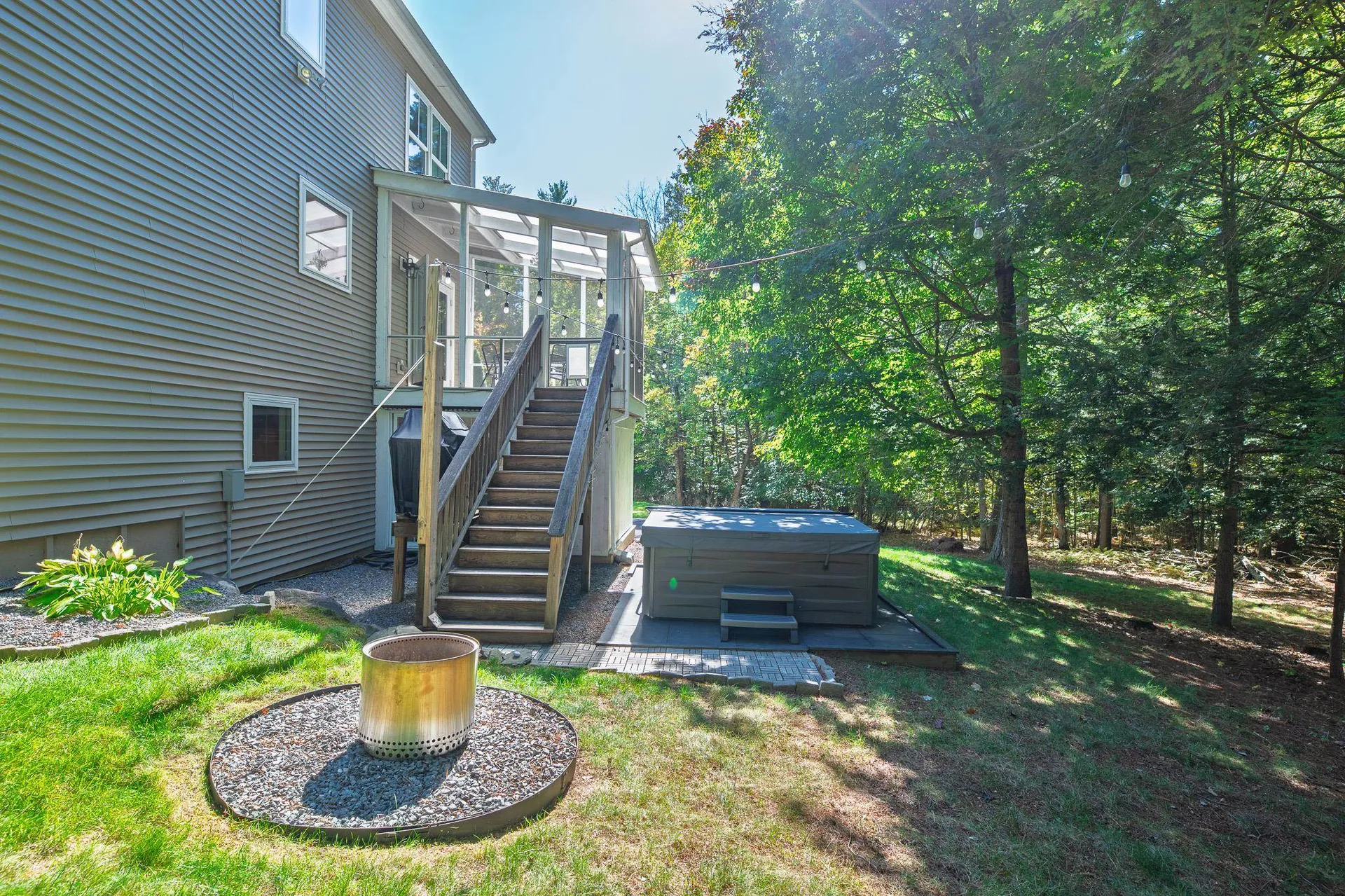 16 Mason Drive Stratham NH 03885