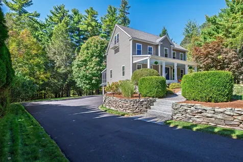 16 Mason Drive Stratham NH 03885