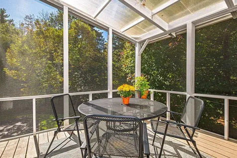 16 Mason Drive Stratham NH 03885