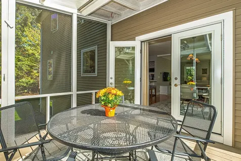 16 Mason Drive Stratham NH 03885