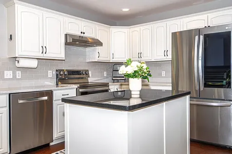 16 Mason Drive Stratham NH 03885