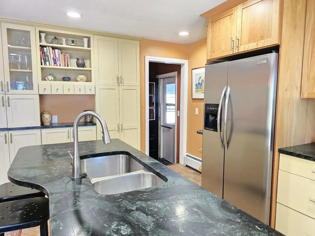 183 Saratoga Avenue Burlington VT 05408