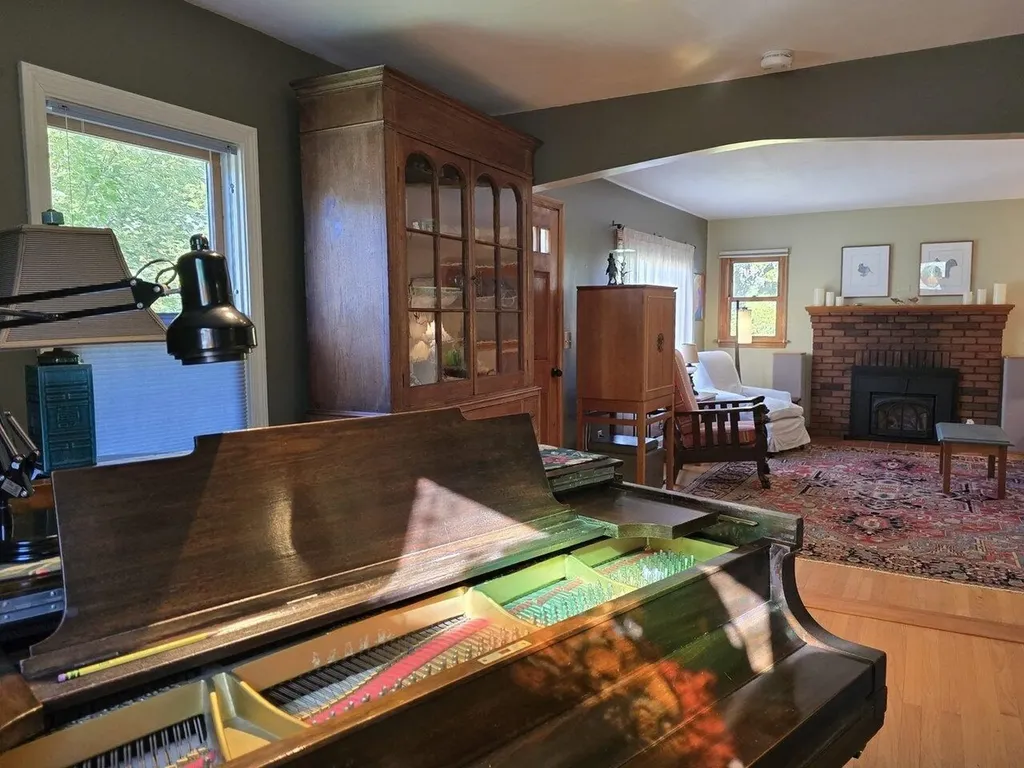 183 Saratoga Avenue Burlington VT 05408