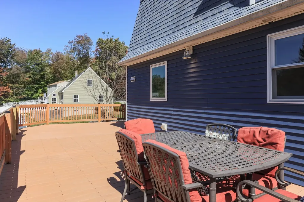 424 Terrie Drive Pembroke NH 03275