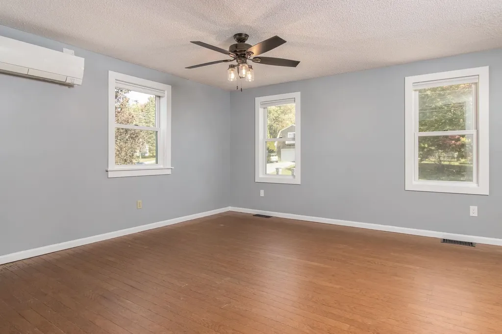 424 Terrie Drive Pembroke NH 03275